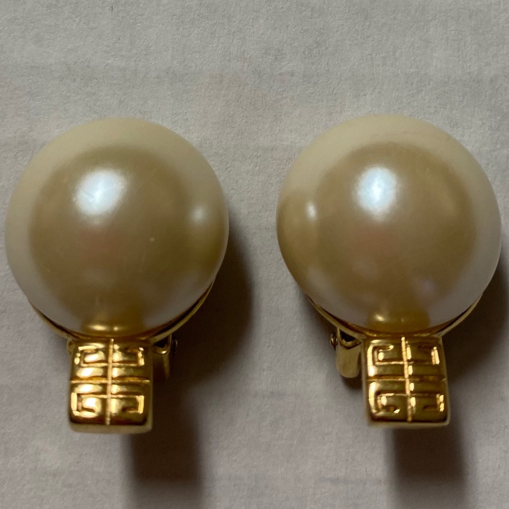 Givenchy Vintage Pearl Clip-On Earrings